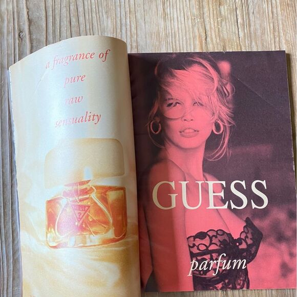 Laura Dern - Interview magazine - September 1990, Keanu Reeves, Flavor Flav - Picture 3 of 12